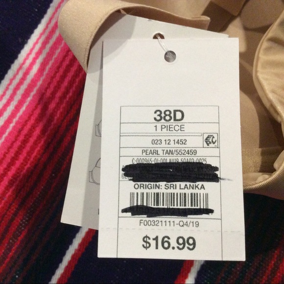 NWT AUDEN WOMEN’S CONVERTIBLE BRA 
5 WAYS TO WEAR. - Picture 7 of 16